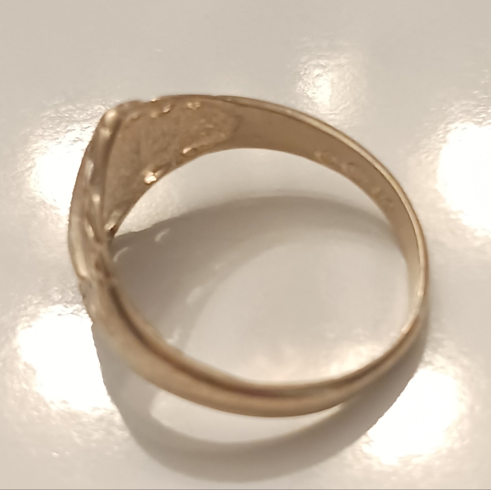 Ring - Picture 7 of 7